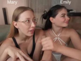 foxeslovefoxes — Chaturbate recorded stream image, 08.08.2026 11:40