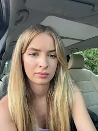 EvieEvans — Stripchat recorded stream image, 10.08.2026 16:30