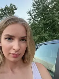 EvieEvans — Stripchat recorded stream image, 10.08.2026 16:30