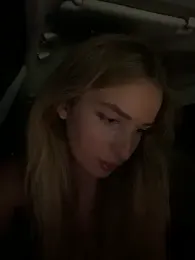 EvieEvans — Stripchat recorded stream image, 10.08.2026 16:30