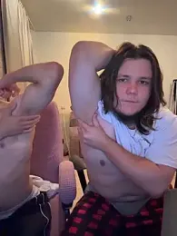 desiredude9 — Stripchat recorded stream image, 10.08.2026 19:20