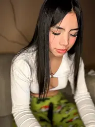 Laura-Khalifa — Stripchat recorded stream image, 11.08.2026 05:30