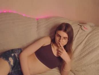 peralez_f — Chaturbate recorded stream image, 12.08.2026 02:10