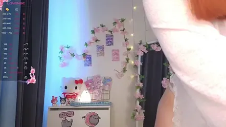 roxydolll — Stripchat recorded stream image, 12.08.2026 02:00