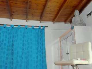 emilhornett — Camsoda recorded stream image, 13.08.2026 02:20