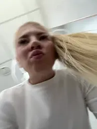 NewLale — Stripchat recorded stream image, 14.08.2026 02:20