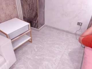 lenathompson — Camsoda recorded stream image, 14.08.2026 02:10