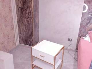 lenathompson — Camsoda recorded stream image, 14.08.2026 02:10