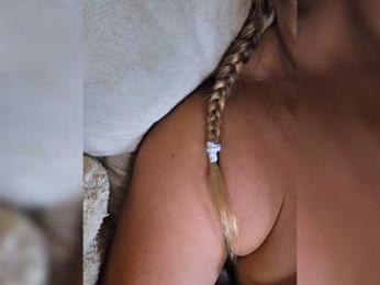 FLUFFY_BEAUTY — Bongacams recorded stream image, 16.08.2026 21:00