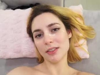 chloesweetdreams — Chaturbate recorded stream image, 17.08.2026 01:00