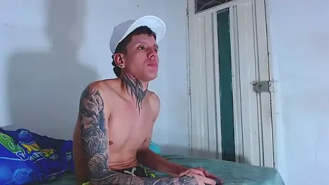 gabriel_reyes21 — Stripchat recorded stream image, 17.08.2026 01:40