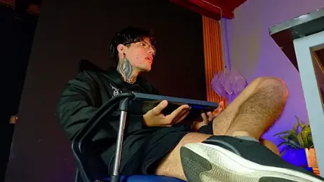 david_huge — Stripchat recorded stream image, 17.08.2026 03:10