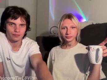 twl8vibe — Chaturbate recorded stream image, 17.08.2026 18:00