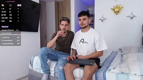 Two_sinzXX — Stripchat recorded stream image, 17.08.2026 18:20