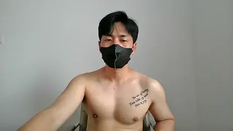 kimze7 — Stripchat recorded stream image, 18.08.2026 03:20