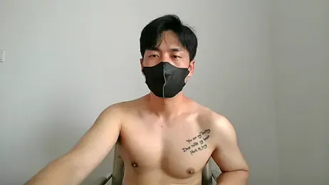 kimze7 — Stripchat recorded stream image, 18.08.2026 03:20