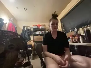 Snowbunnycake_131 — Stripchat recorded stream image, 18.08.2026 06:10