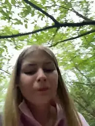 RossyMood — Stripchat recorded stream image, 19.08.2026 15:00