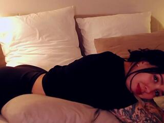 Zoe Niickels — Flirt4free recorded stream image, 19.08.2026 14:00