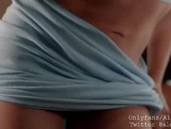 alejastorm — Chaturbate recorded stream image, 20.08.2026 02:40