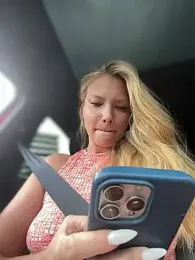 AnastasiaAniess — Stripchat recorded stream image, 20.08.2026 16:30