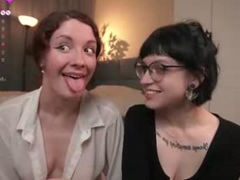 little_poetry — Chaturbate recorded stream image, 20.08.2026 20:00