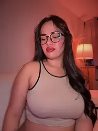 andra_rose — Stripchat recorded stream image, 21.08.2026 23:10