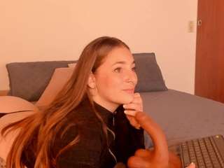 barbieroberts — Camsoda recorded stream image, 22.08.2026 07:30