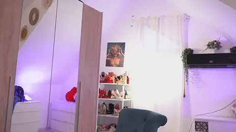 Amaliamour — Stripchat recorded stream image, 22.08.2026 05:00