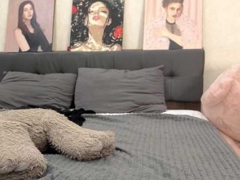 dolly-ll — Bongacams recorded stream image, 22.08.2026 13:30