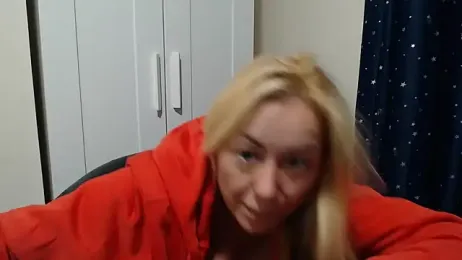 _karolynesyera_ — Stripchat recorded stream image, 23.08.2026 04:40