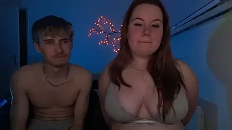 ItsLittleLola — Stripchat recorded stream image, 24.08.2026 20:10