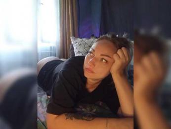 Tanysha-1 — Bongacams recorded stream image, 25.08.2026 04:30