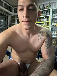 OliverWest04 — Stripchat recorded stream image, 25.08.2026 22:40