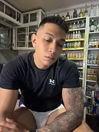 OliverWest04 — Stripchat recorded stream image, 25.08.2026 22:40