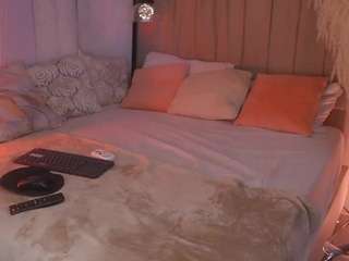 cataliinaevains — Camsoda recorded stream image, 26.08.2026 01:30