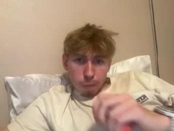 tyler_fox0 — Chaturbate recorded stream image, 26.08.2026 03:50