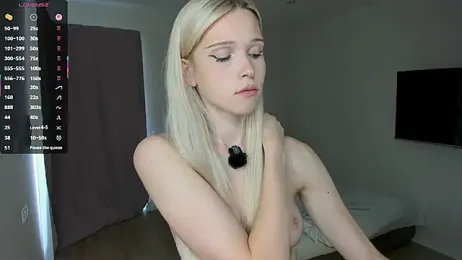 CherrylHolme — Stripchat recorded stream image, 27.08.2026 07:20