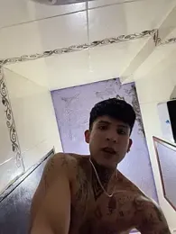 _Tomy08calderon — Stripchat recorded stream image, 28.08.2026 00:40