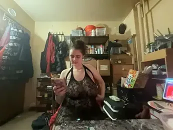 Snowbunnycake_131 — Stripchat recorded stream image, 28.08.2026 09:20