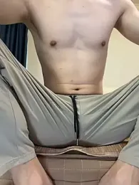 llkiki — Stripchat recorded stream image, 29.08.2026 04:20