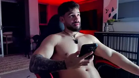 Valenthino_Salvatore — Stripchat recorded stream image, 30.08.2026 01:40