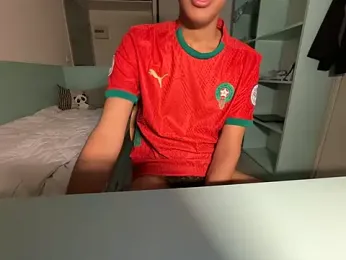 Rebeu_77 — Stripchat recorded stream image, 30.08.2026 16:50