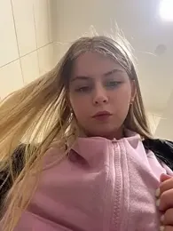 RossyMood — Stripchat recorded stream image, 01.09.2026 16:10