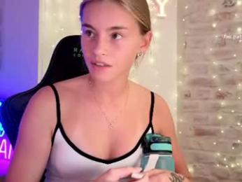 roxxxie_reid — Chaturbate recorded stream image, 02.09.2026 19:10