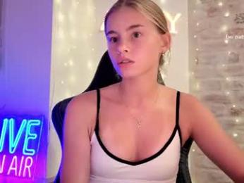roxxxie_reid — Chaturbate recorded stream image, 02.09.2026 19:10