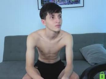 chillbicrew — Chaturbate recorded stream image, 04.09.2026 06:00