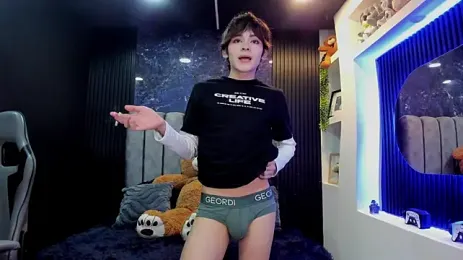 MathiasGreen_ — Stripchat recorded stream image, 04.09.2026 19:10
