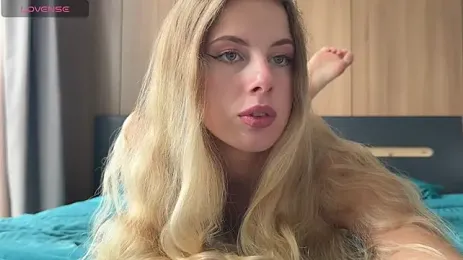 evy_miu — Stripchat recorded stream image, 05.09.2026 12:20