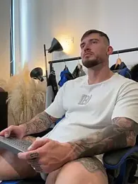 DimitriSullivan_ — Stripchat recorded stream image, 08.09.2026 21:10